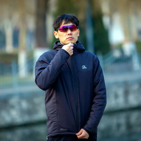 超輕保暖的GEAR LAB氣凝膠棉服，算是運動服裝裡的黑科技嗎？