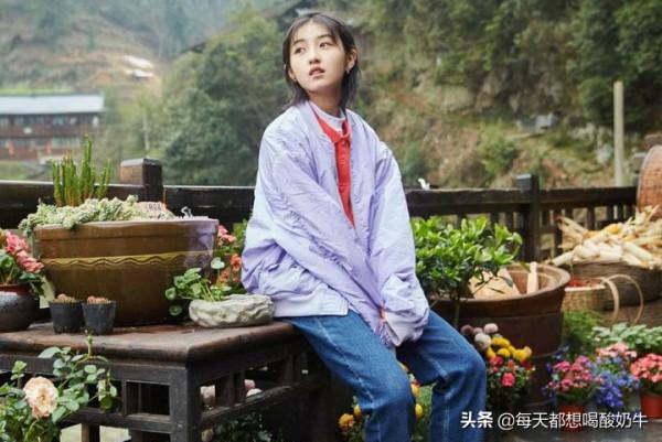 學生黨如何模仿張子楓的穿搭風格及妝容？