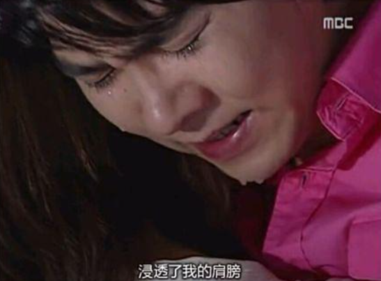 笨蛋美人的人設，她15年前玩剩下的