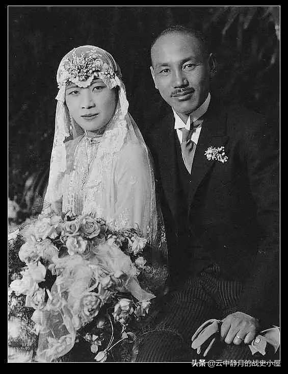 北伐戰爭堪稱群鴉盛宴，南北初定上演列王紛爭，細說蔣軍成立始末