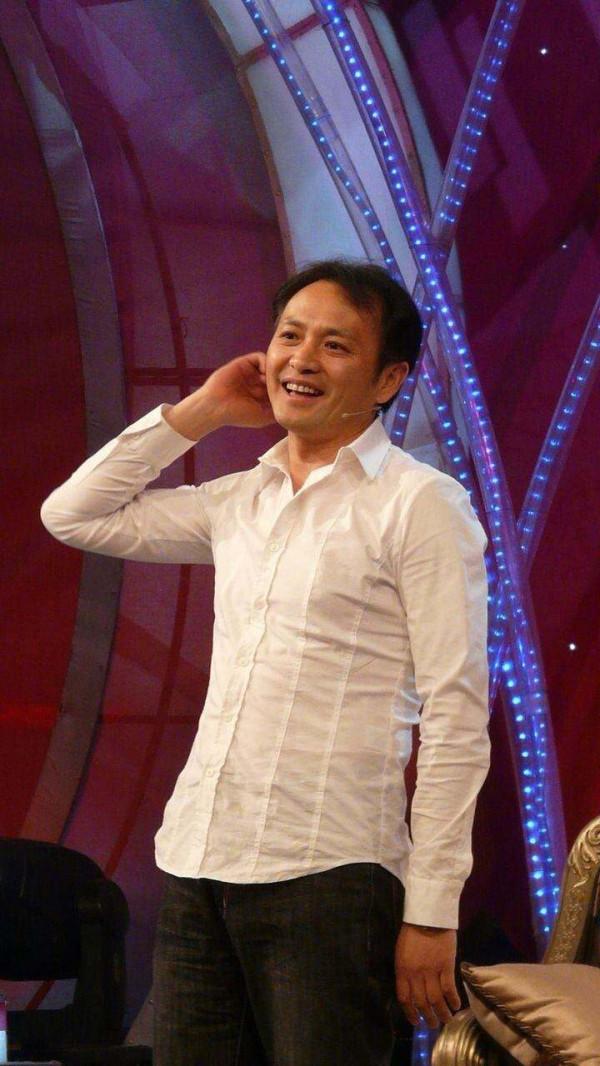 著名演員丁志城：離婚了父愛不缺席，現在女兒催他找物件