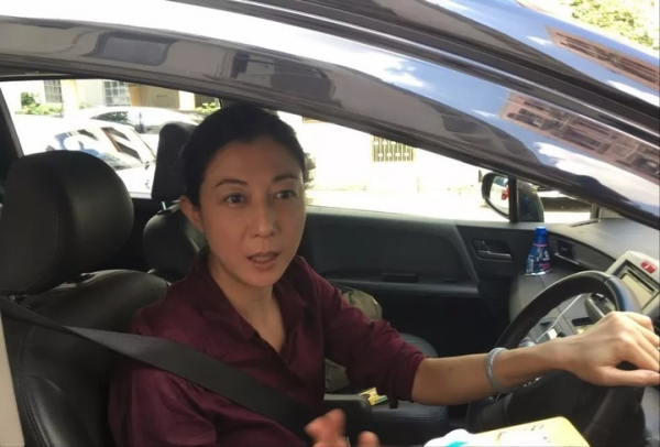 割腕自殺、告母入獄,成龍女兒這是反擊報復還是無限作妖? 割腕自殺、告母入獄,成龍女兒這是反擊報復還是無限作妖?