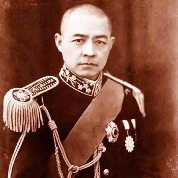 少女遭官兵糟蹋,將軍下令所有人脫褲子,查到真兇後揮淚下令:殺 少女遭官兵糟蹋,將軍下令所有人脫褲子,查到真兇後揮淚下令:殺