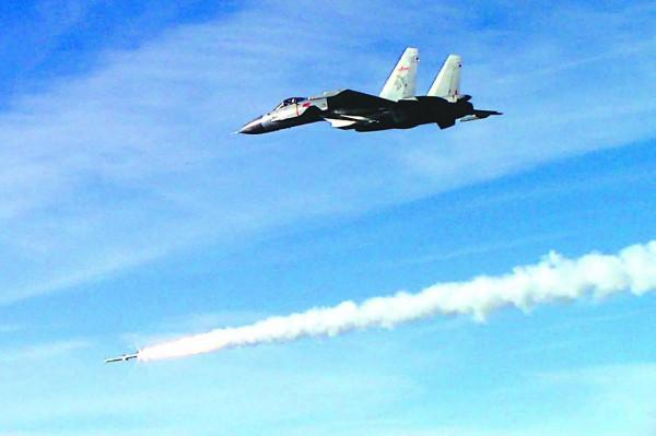 美海軍中將：逼近遼寧號是有預謀的，我們已陶醉於被中國“譴責”