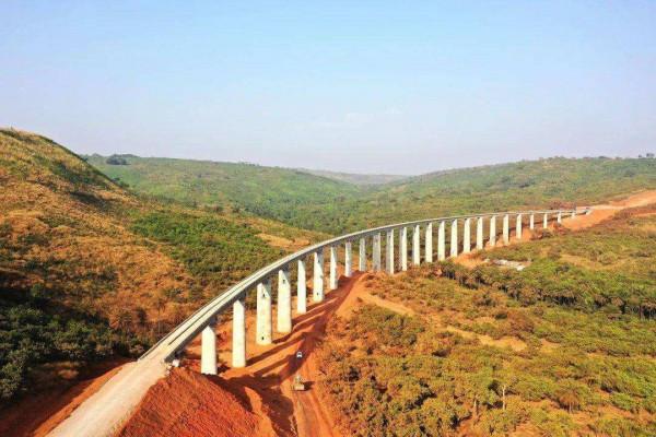 中國斥資140億，一舉幫助非洲建造超級工程，令美國坐立難安