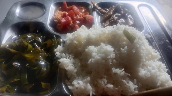 工地加班工友聽到甲方老闆的一個電話,上我決定離開這個工地 工地加班工友聽到甲方老闆的一個電話,上我決定離開這個工地