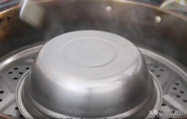 蒸雞蛋時,加熱水還是冷水,很多人不知道,這樣做滑嫩爽口無蜂窩 蒸雞蛋時,加熱水還是冷水,很多人不知道,這樣做滑嫩爽口無蜂窩