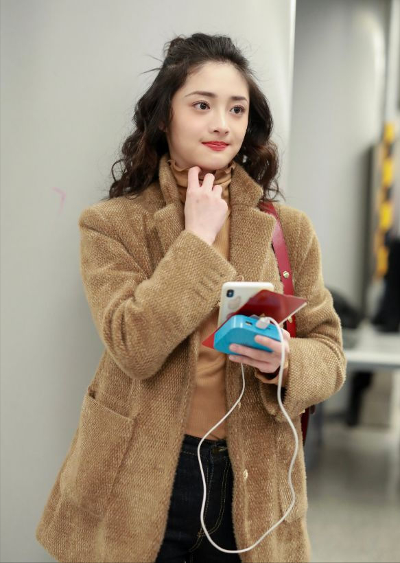 髮型有多重要？看周潔瓊就知道了，泡麵頭讓她從女神變韓劇大媽