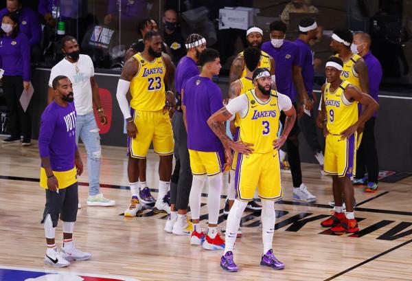 重回聯盟,加盟湖人!“總經理”名不虛傳,比起KD,你棋高一招 重回聯盟,加盟湖人!“總經理”名不虛傳,比起KD,你棋高一招