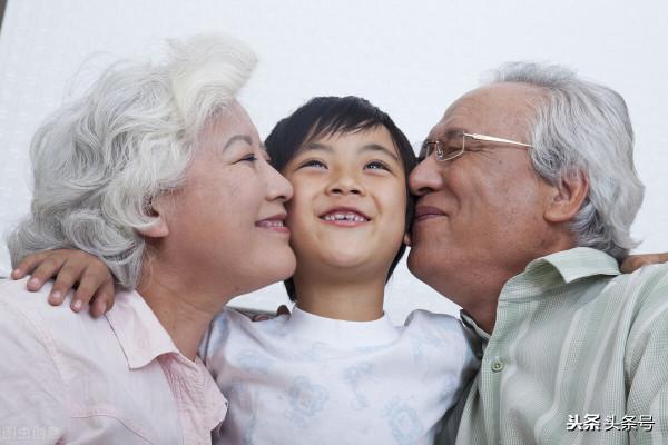 姥姥認定外孫不聰明,只因做了一項大學試驗,外孫:要害我幾次? 姥姥認定外孫不聰明,只因做了一項大學試驗,外孫:要害我幾次?