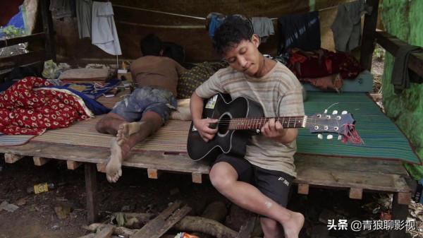 緬甸血琥珀有多值錢，大二小夥輟學進山採礦，一袋價值9萬元？