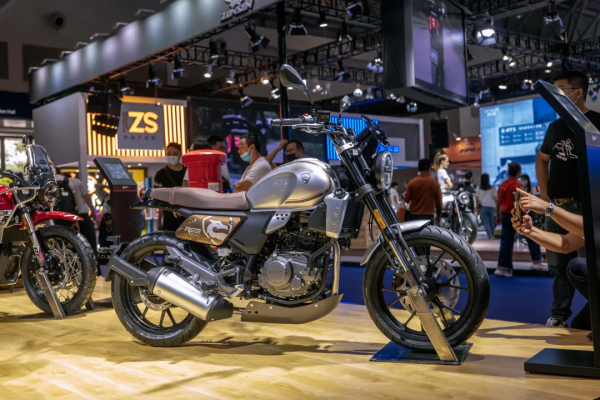 前衛科幻的公升級運動巡航RA9、RX850、RE5等賽科龍摩博會下餃子 前衛科幻的公升級運動巡航RA9、RX850、RE5等賽科龍摩博會下餃子