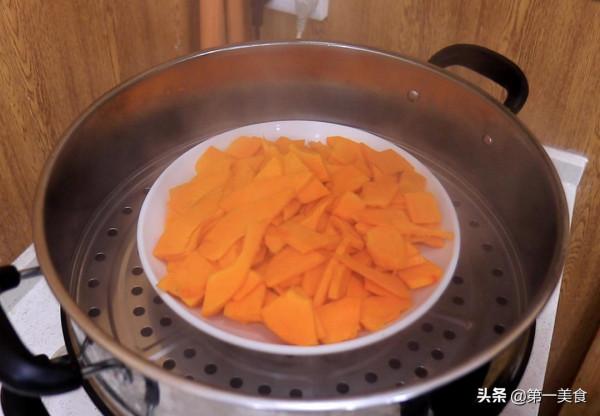 油炸南瓜條，這樣做在飯店都買不到，甜而酥軟，做法簡單還省錢