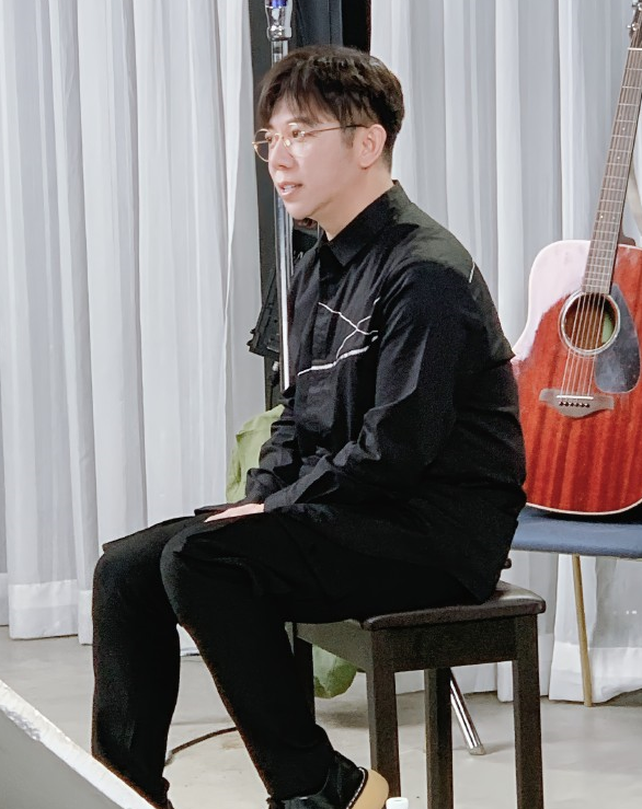 李健再度加盟音樂節目，攜手3位實力派唱將，開啟公路音樂會