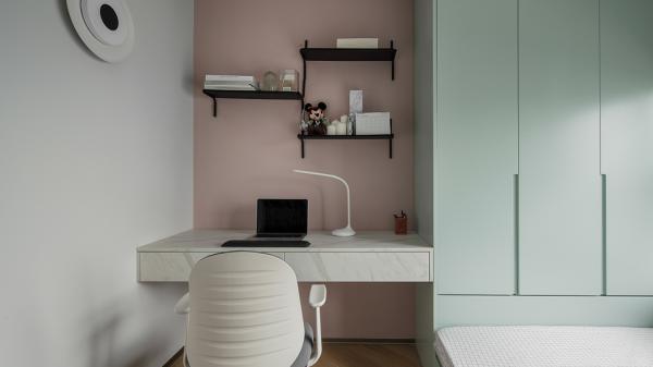 臥室床頭櫃有必要嗎?這7個設計居然這麼好用,趕緊把它扔了吧 臥室床頭櫃有必要嗎?這7個設計居然這麼好用,趕緊把它扔了吧