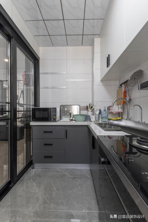 105m²現代簡約婚房，看完工效果，一眼就愛上