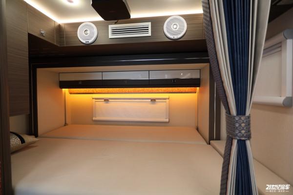 瑞弗S820進口依維柯C型房車,雙拓展+合資品控,C型房車新選擇 瑞弗S820進口依維柯C型房車,雙拓展+合資品控,C型房車新選擇