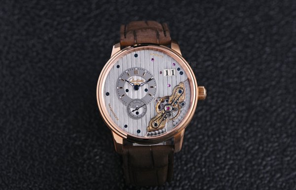 美,不再隱藏 高顏值水平的表應該長什麼樣? 美,不再隱藏 高顏值水平的表應該長什麼樣?