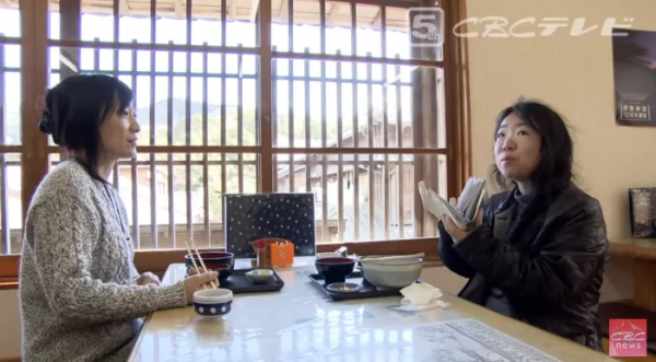 日本女子只有7秒記憶?離不開筆與相機,靠殘疾金活著!寫的筆記堆滿房間 日本女子只有7秒記憶?離不開筆與相機,靠殘疾金活著!寫的筆記堆滿房間