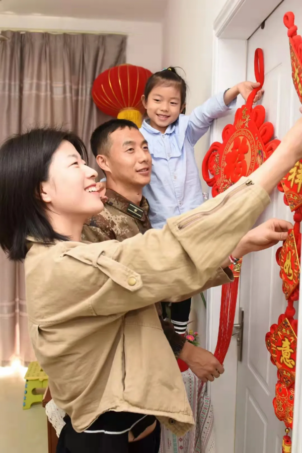 這才是軍人家庭的靠山