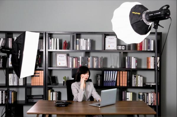 新的最佳預算燈？最高性價比直播燈！NiceFoto耐思HC-1000SBIII