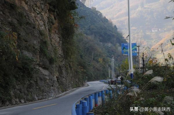 陝南太不容易了！一個山窩窩裡的小鎮，沒想到是縣城副中心，失敬