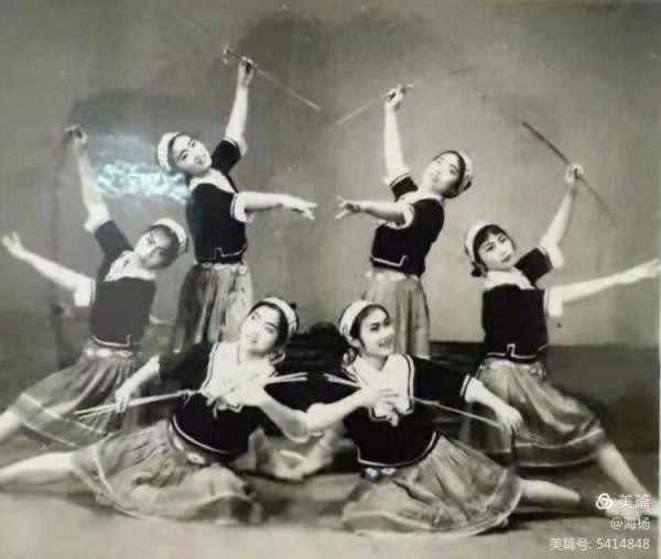 我們基建工程兵部隊裡的文宣隊 我們基建工程兵部隊裡的文宣隊