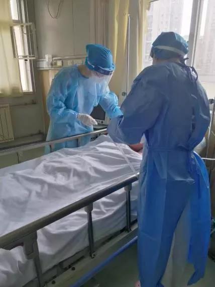 31歲女子全身80%大面積燒傷！專家力挽狂瀾從死神手中搶回一命