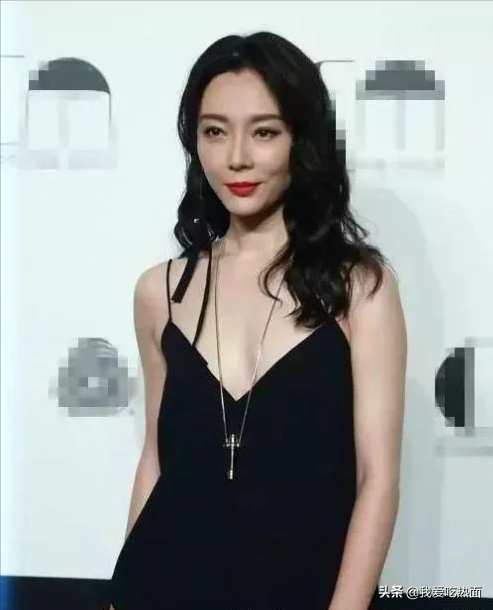 當39歲霍思燕撞上42歲陳數，終於見識到真正的女人味，簡直完美