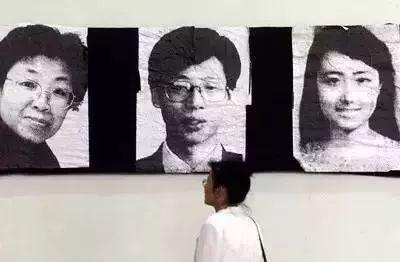 22年前,北約轟炸中記者許杏虎朱穎夫婦犧牲,曾計劃休假時要孩子 22年前,北約轟炸中記者許杏虎朱穎夫婦犧牲,曾計劃休假時要孩子