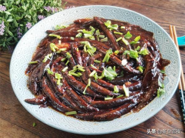 這個魚被贊為“水中人參”，教你東北做法，不煎不炸，鮮嫩可口