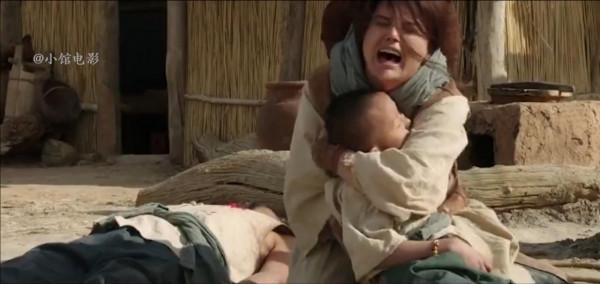 丈夫兒子慘遭土匪殺害，女人苦練成神槍手，走上覆仇之路！國產片