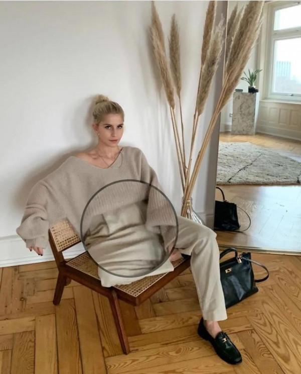 四五十歲的女人，建議少穿高跟鞋！今年流行這3雙鞋，舒適顯高階