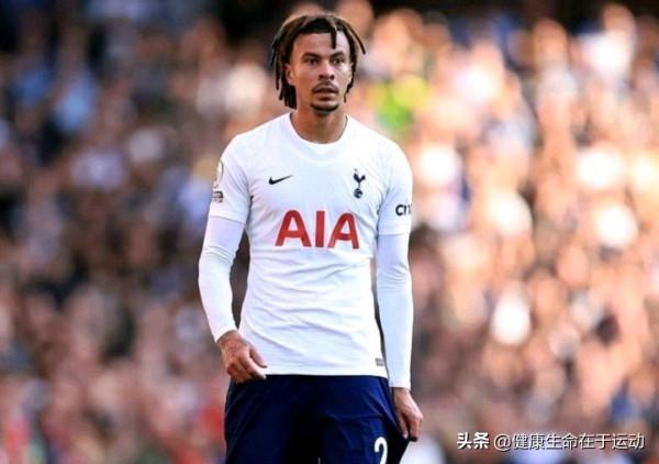 列維追悔莫及！強留穆里尼奧放棄的熱刺刺頭，數千萬歐元化為泡影