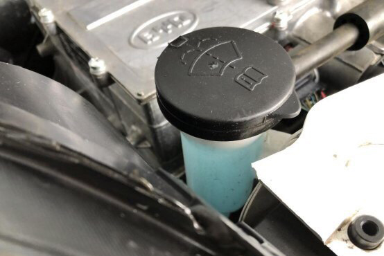 比亞迪e1常規保養操作流程，真心的方便而且便宜！