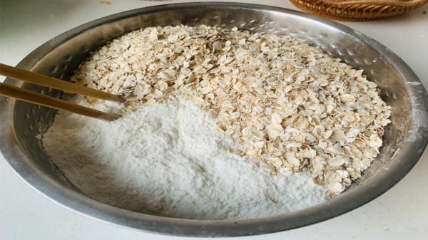 蒸饅頭時加它,麥香濃郁、熱量低,口感有嚼勁兒,吃著健康又美味 蒸饅頭時加它,麥香濃郁、熱量低,口感有嚼勁兒,吃著健康又美味