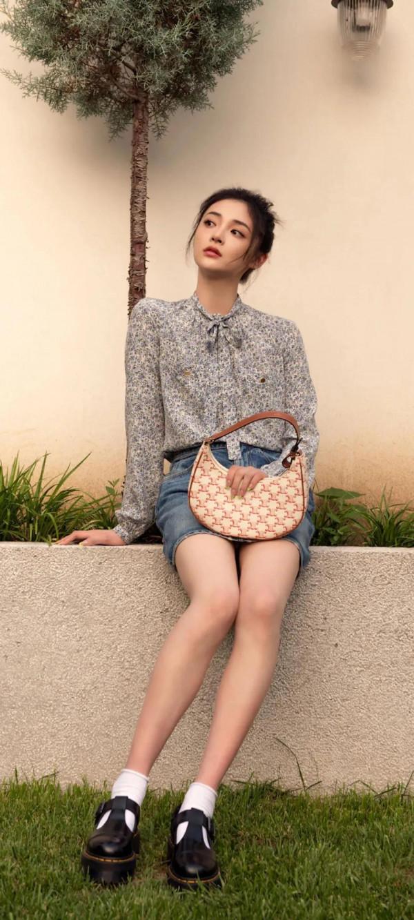 周潔瓊性感照片