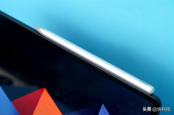 華為MateBook E上手體驗:11代酷睿飛躍 無短板辦公神器 華為MateBook E上手體驗:11代酷睿飛躍 無短板辦公神器