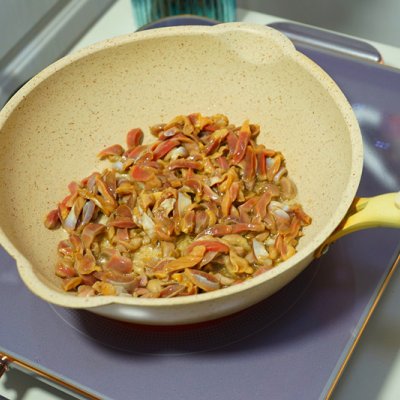 酸菜炒雞胗做的對,脆嫩滿足又美味 酸菜炒雞胗做的對,脆嫩滿足又美味