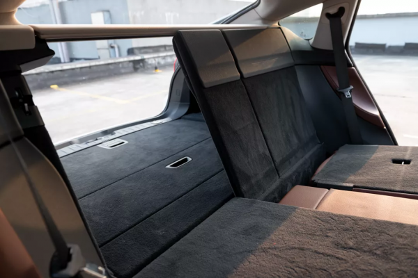 出於5系卻高於5系，二手528i GT深藏不露