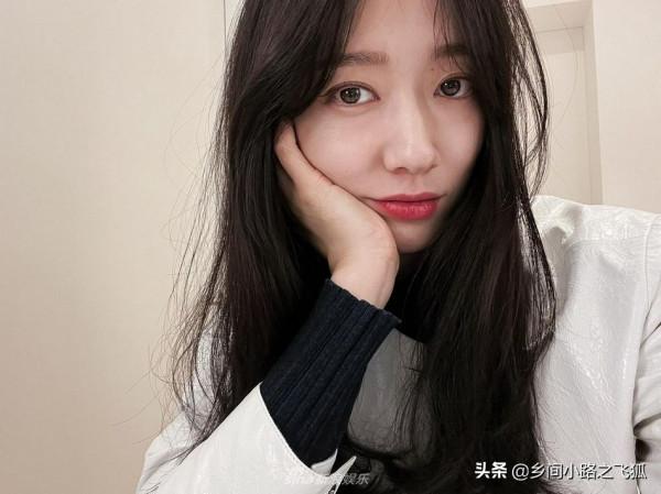 樸信惠懷孕初期自拍曬照 婚期將近狀態好 樸信惠懷孕初期自拍曬照 婚期將近狀態好