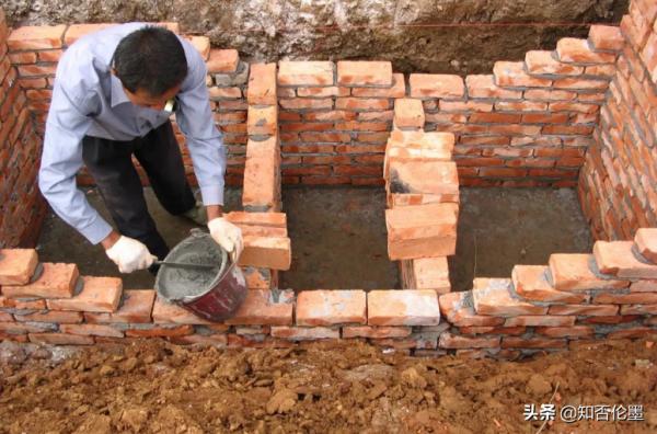 在農村蓋房子，“沒下水道”如何解決？有經驗的老師傅教你怎麼做