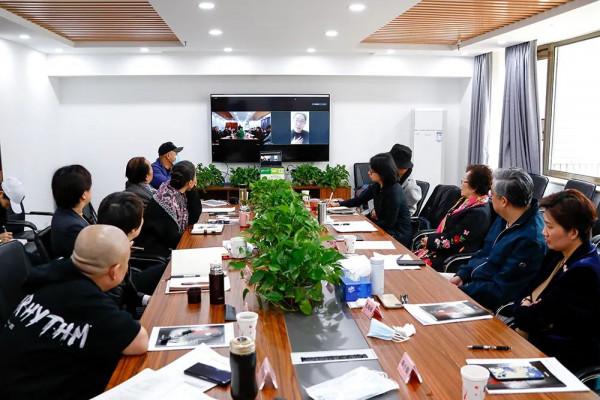 評劇《偽裝者》首演成功 專家為該劇的打磨提升獻計獻策——評劇《偽裝者》專家研討會順利召開 評劇《偽裝者》首演成功 專家為該劇的打磨提升獻計獻策——評劇《偽裝者》專家研討會順利召開