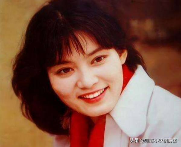 年過50歲，無兒無女的5位女名人，丁克背後有成功也有遺憾