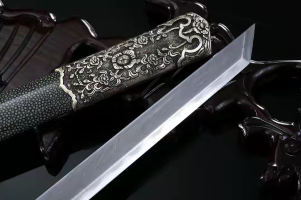 什麼是唐橫刀?唐刀和日本刀有何區別?在宋朝為何很少人使用? 什麼是唐橫刀?唐刀和日本刀有何區別?在宋朝為何很少人使用?