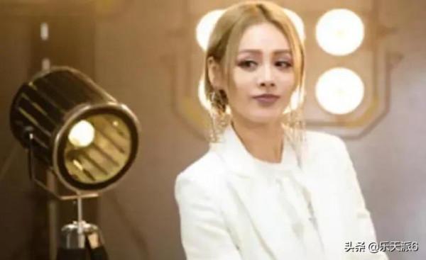 章子怡被曝吃空餉，而有些身價千萬的明星，卻領著3500元月薪