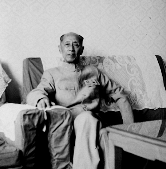 臧克家改動《沁園春·雪》中一字,毛主席看後大聲叫好:按你的改 臧克家改動《沁園春·雪》中一字,毛主席看後大聲叫好:按你的改