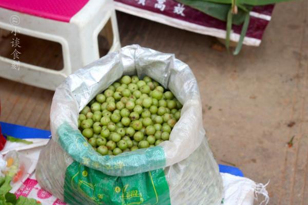 雲南菜市場有多“野”，逛了一圈，讓人眼界大開，幾乎都不認識