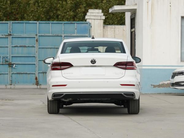 10萬級，國產能對抗合資？奔騰B70、朗逸、軒逸三車對比，見分曉