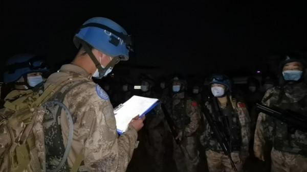 中國第9批赴馬裡維和工兵分隊梅納卡分遣隊出征